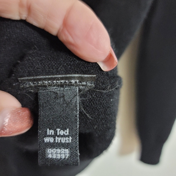 Ted Baker Calliee Bee Embellished Black Sweater - Picture 4 of 5